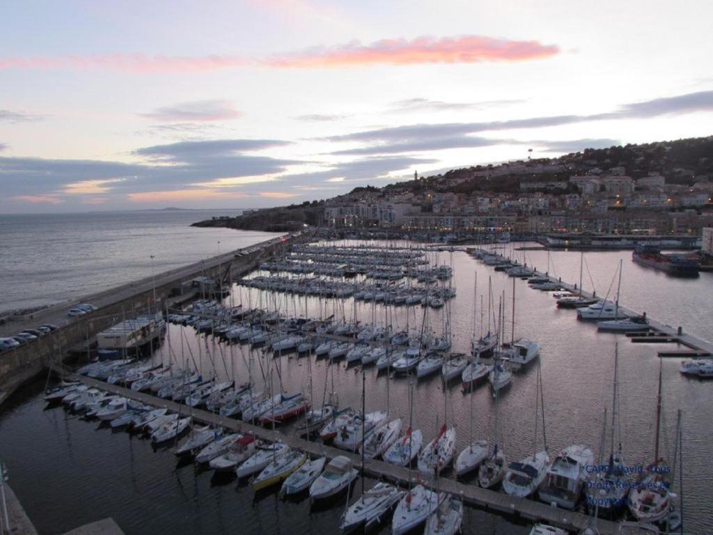 Apartamento Les Poissons Sète Exterior foto